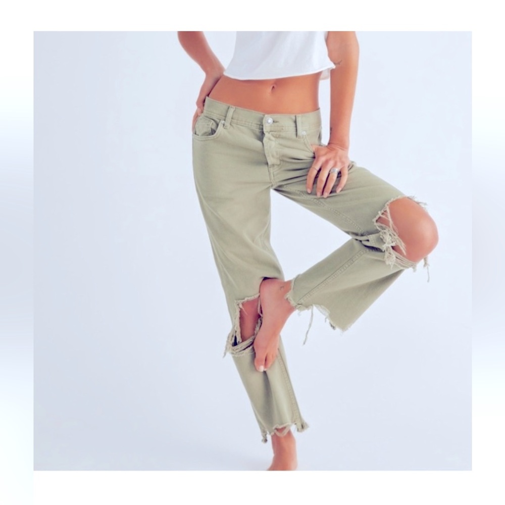 Free People Maggie Distressed Jeans in Spring Green